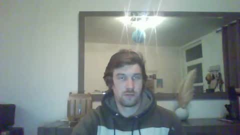 basteleus1 online show from February 19, 9:36 pm