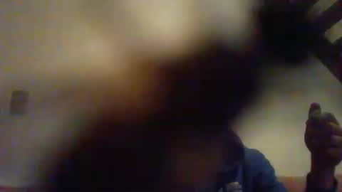 basteleus1 online show from October 3, 9:01 pm