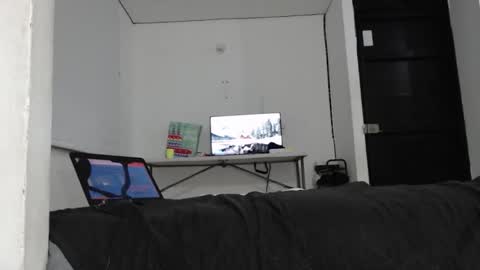 I am Sebastianxx online show from October 31, 4:13 am