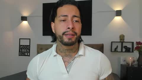 Snapshot of bastian_jones1 chatting on September 23, 11:26 am bastian_jones1 online show from September 23, 11:26 am