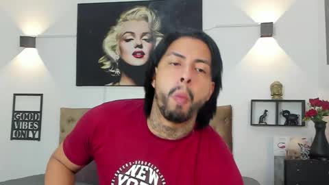 Snapshot of bastian_jones1 chatting on September 29, 8:24 am bastian_jones1 online show from September 29, 8:24 am