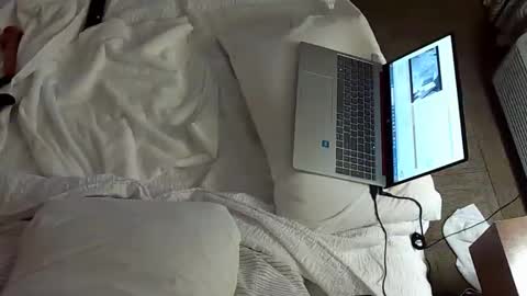 babtboy2121 online show from January 12, 11:45 pm