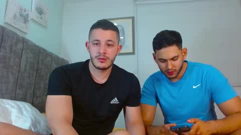 batmayrobin6 online show from February 24, 5:22 am