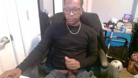 Racks online show from February 11, 5:39 pm