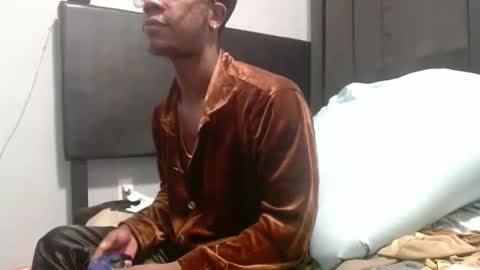 Racks online show from December 24, 12:11 am