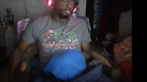 rocker n queen online show from November 18, 1:25 pm