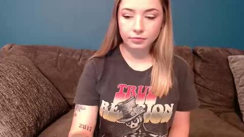 bbgirlnextdoor online show from November 1, 7:46 pm