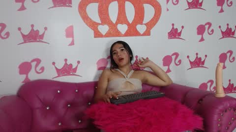 Chantal Martinez online show from October 21, 3:16 pm