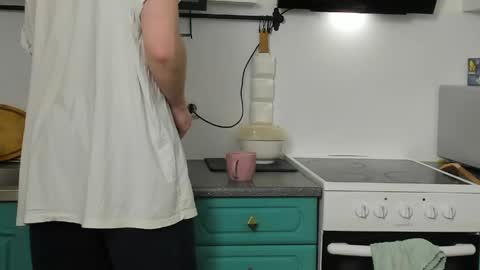 Zeus online show from April 19, 11:18 pm