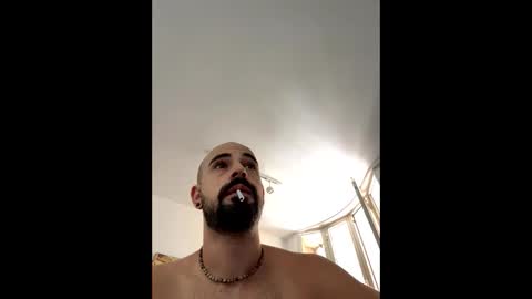 Snapshot of beardedbaldy_09 chatting on October 13, 7:54 am Ask me online show from October 13, 7:54 am