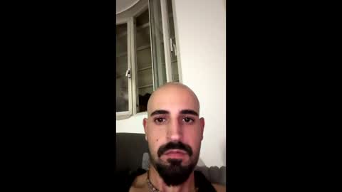 Snapshot of beardedbaldy_09 chatting on September 27, 4:27 pm Ask me online show from September 27, 4:27 pm