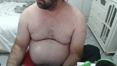 Snapshot of beastbearmg chatting on October 18, 2:38 am beastbearmg online show from October 18, 2:38 am