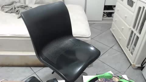 Snapshot of beastbearmg chatting on September 27, 12:30 am beastbearmg online show from September 27, 12:30 am