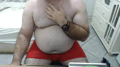 Snapshot of beastbearmg chatting on October 8, 11:43 pm beastbearmg online show from October 8, 11:43 pm