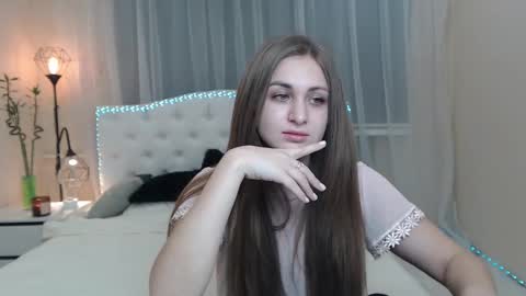 beataangel online show from November 17, 9:45 am