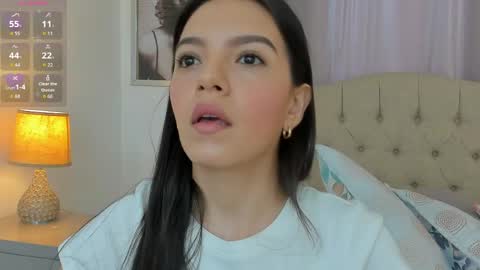 Ariana Reyes online show from April 20, 12:41 pm