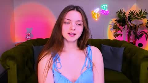 Gloria online show from November 17, 1:24 pm