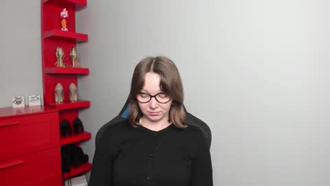 Zoe online show from March 11, 7:11 am