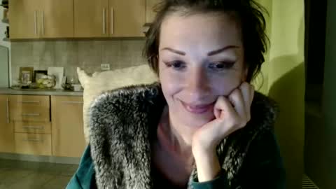 Snapshot of bebacksooon chatting on September 25, 6:15 pm Raluca online show from September 25, 6:15 pm