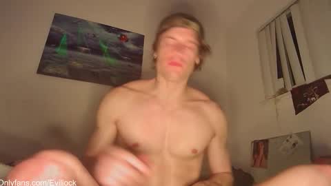 bebe  dust online show from January 11, 4:18 am