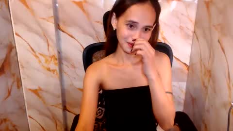 becca online show from May 23, 1:23 am