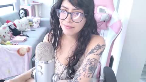 Amber UwU IM MOVING AND IS CRAZY ILL BE BACK VERY SOON 3 MISS YA ALREADY online show from December 2, 8:29 pm