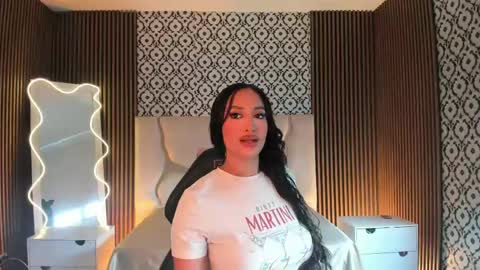 BELLA online show from April 21, 12:23 pm