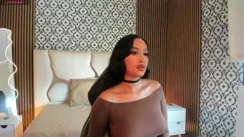 BELLA online show from April 22, 12:34 pm