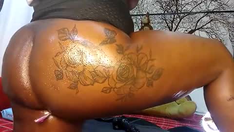 beencee2 online show from February 19, 5:05 am