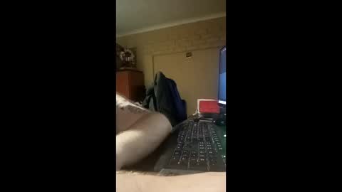 beennudeislife online show from February 14, 7:27 pm