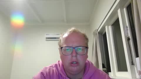 beentomars online show from March 26, 4:12 pm