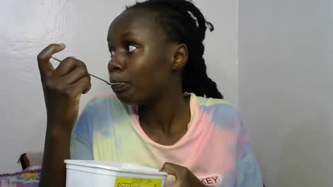 beeswee online show from January 30, 10:50 am