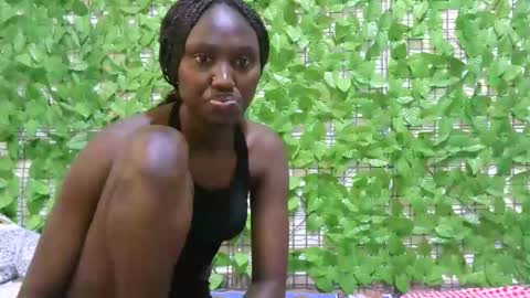 Snapshot of beib_love chatting on October 27, 12:05 pm beib_love online show from October 27, 12:05 pm