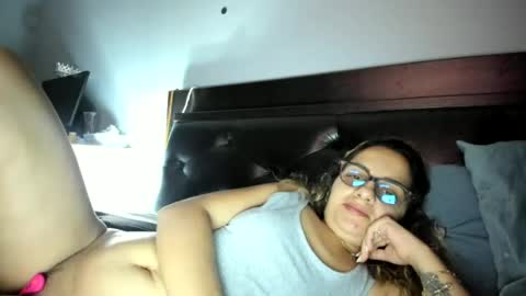 kevin and Bella online show from June 21, 9:54 pm
