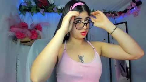 modelo independiente online show from December 15, 9:22 pm