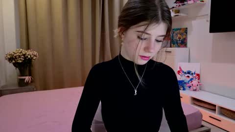 Bella online show from March 9, 9:08 pm