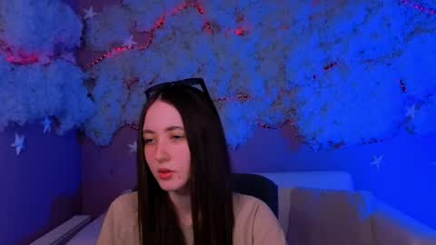 Bella online show from April 1, 1:01 pm