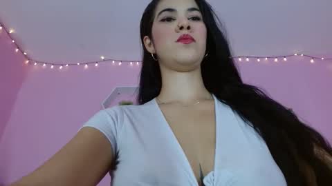 Snapshot of bella_gentle chatting on September 19, 9:57 am bella_gentle online show from September 19, 9:57 am