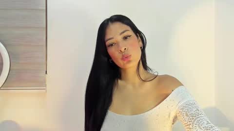 Laura online show from February 21, 7:11 am