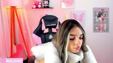 bella igbella hunttt online show from September 10, 4:35 am