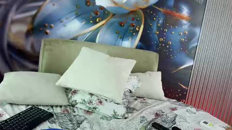 BELLA online show from February 16, 8:01 am