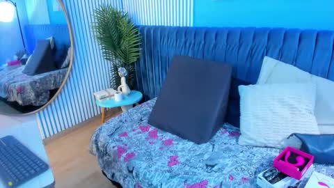 Bella Riviera online show from October 21, 7:17 pm