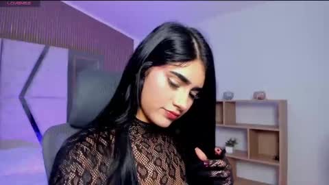 bellaastorm online show from November 12, 9:17 pm