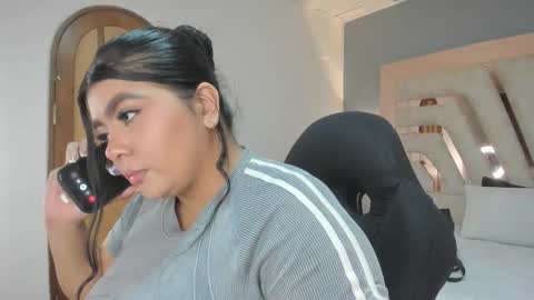 bellaboobs_ online show from March 2, 7:20 pm