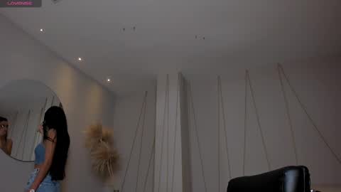 Snapshot of bellacarteer_ chatting on February 18, 11:00 am Bella C online show from February 18, 11:00 am