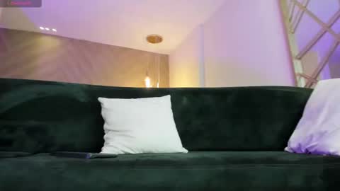 Snapshot of bellacarteer_ chatting on March 3, 10:10 pm Bella C online show from March 3, 10:10 pm