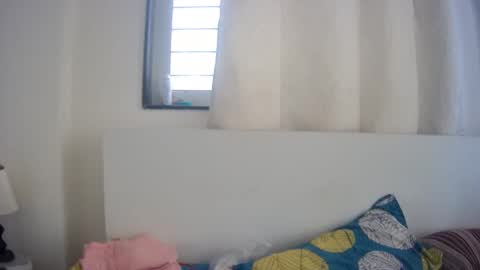 bellacrystall online show from March 11, 5:02 am