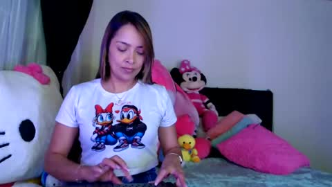 belladreamt online show from July 7, 1:40 am