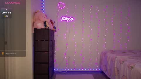 Bella Monroe online show from November 10, 3:09 am