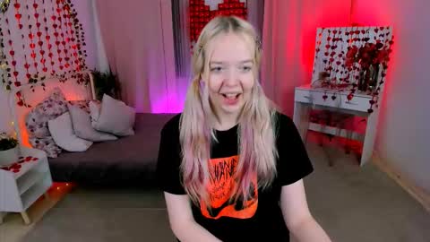 Bella online show from February 10, 5:05 pm